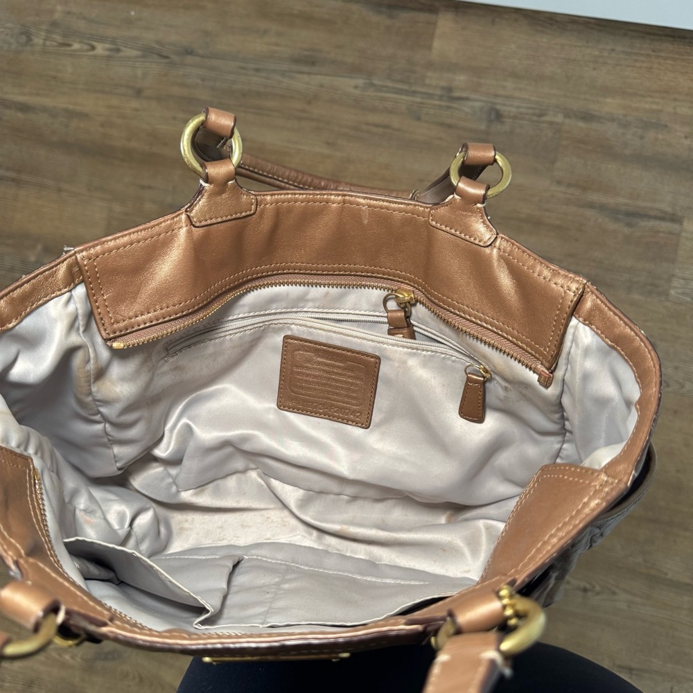 Coach Embossed Leather Signature Tote Bag - Picture 7 of 9